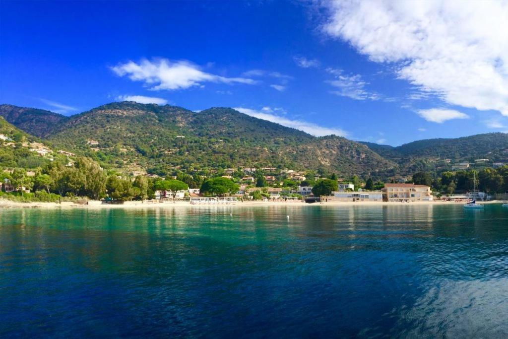 Hotel Beau Soleil Ле-Лаванду Екстер'єр фото