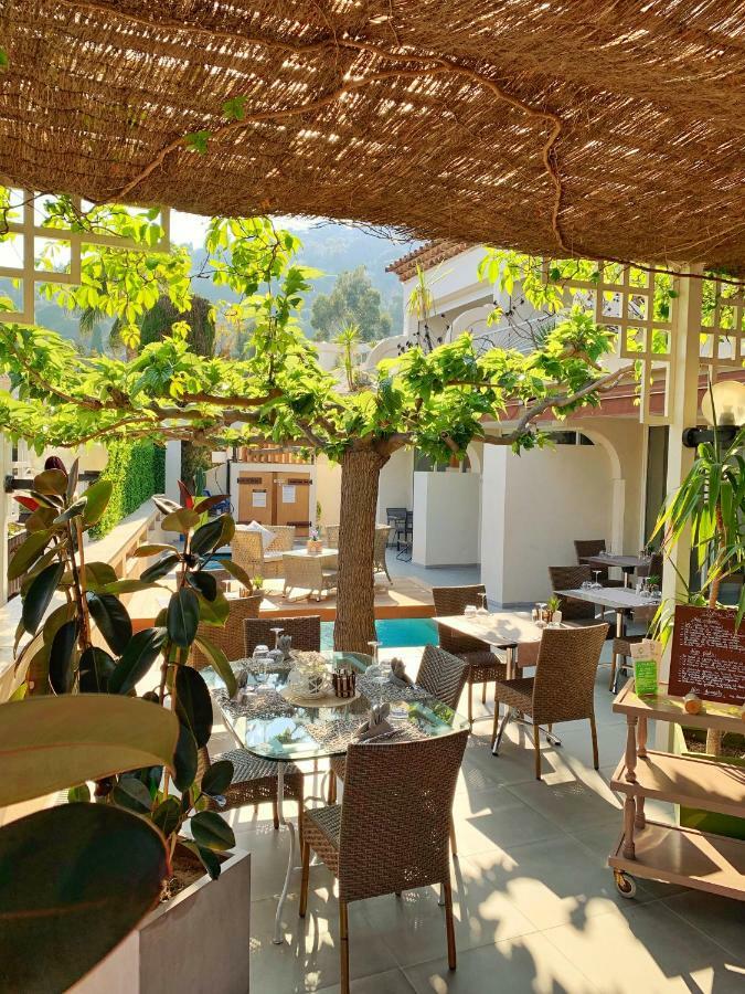 Hotel Beau Soleil Ле-Лаванду Екстер'єр фото